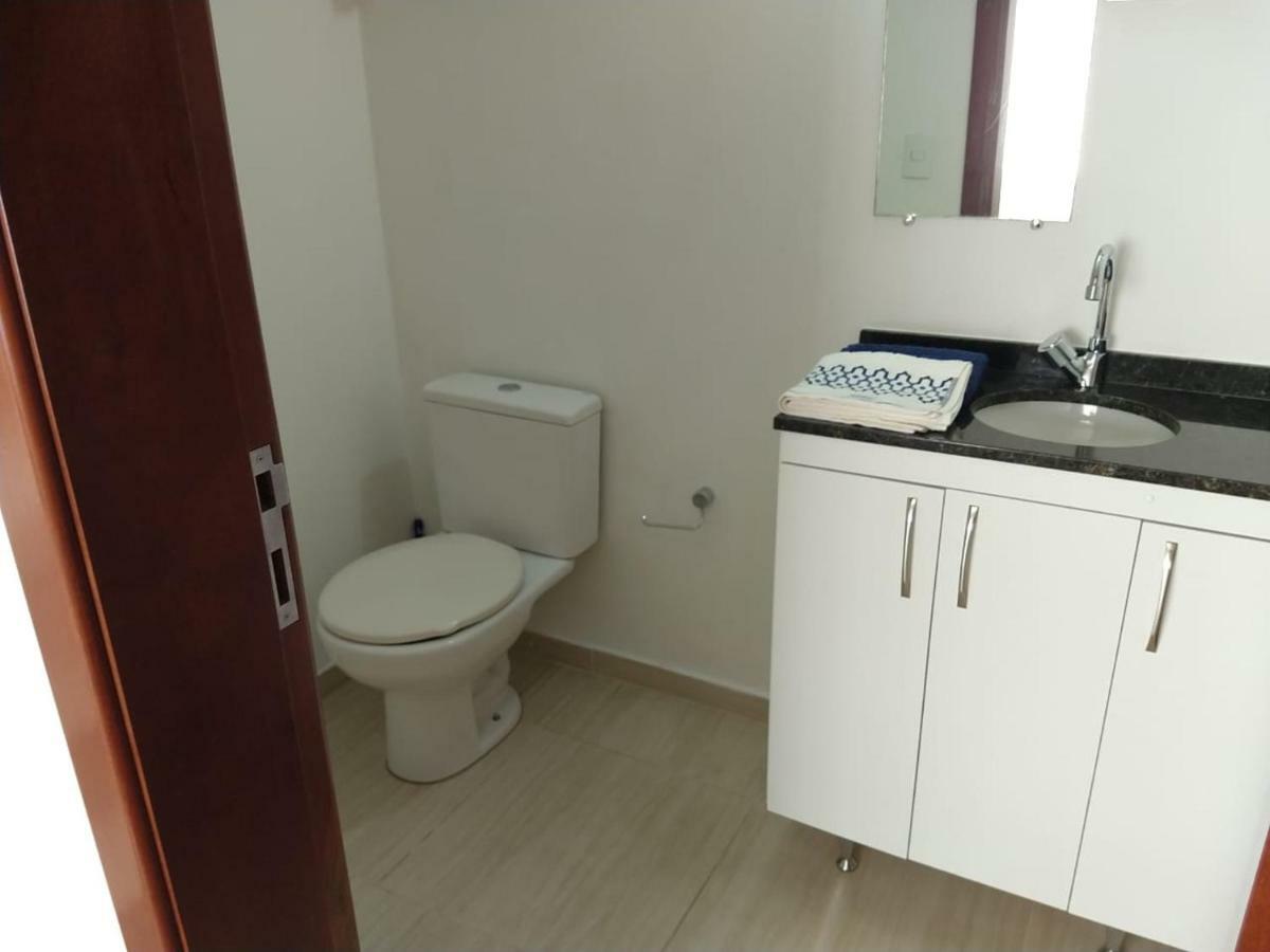 Casa Curitiba 120m² (1 Suíte e 2 Quartos) com garagem em condomínio Exterior foto